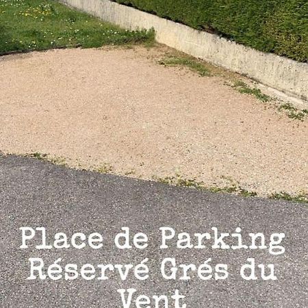 Au Gres Du Vent Apartment Ruy-Montceau Екстериор снимка