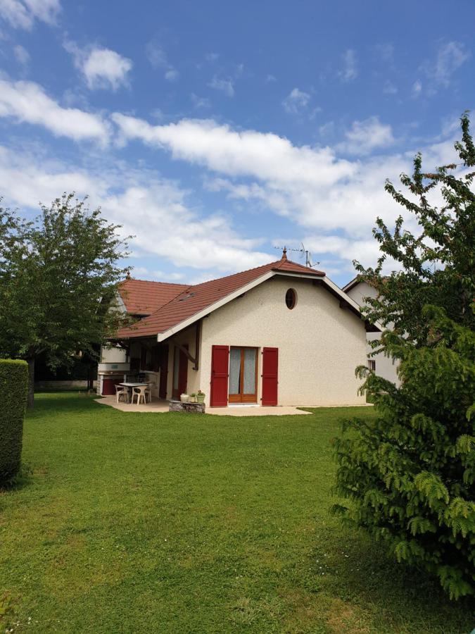 Au Gres Du Vent Apartment Ruy-Montceau Екстериор снимка